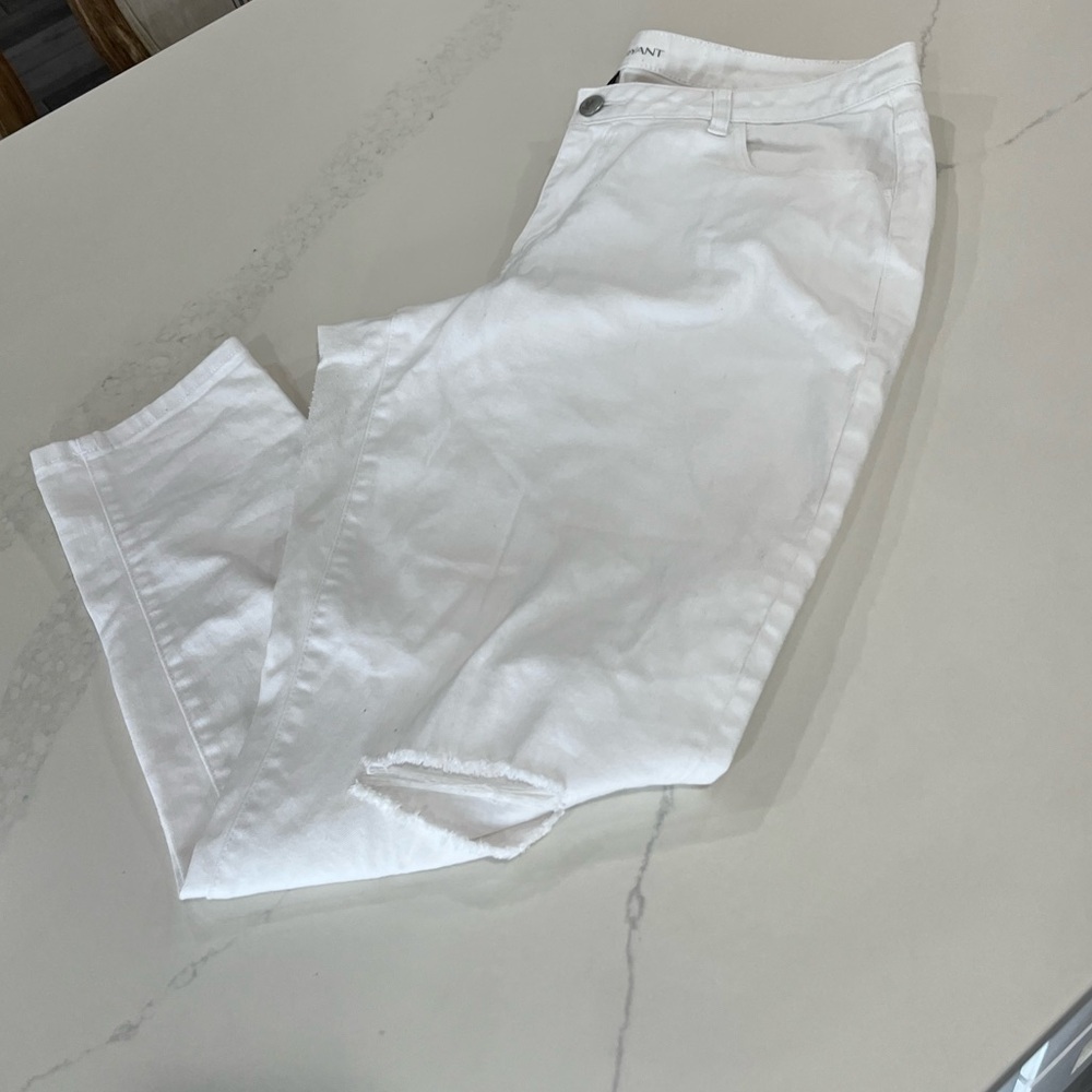 Lane Bryant White Boyfriend Genius Fit Jeans Size 18 Distressed / Ripped jeans